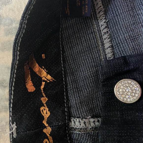 Jeans - Picture 2 of 3